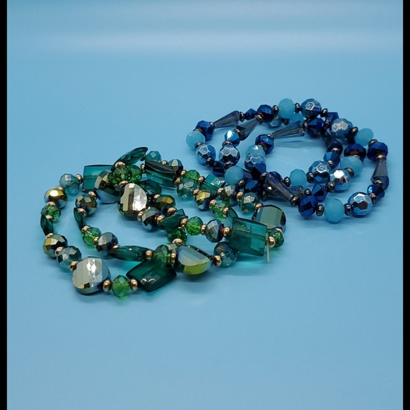 Lot of 6 Stretchy Blue green iridescent crystal beaded Faux Gemstones Bracelets - Picture 3 of 9